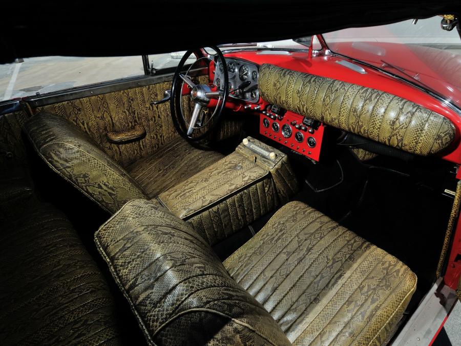 Интерьер Muntz Jet Convertible 1952 года  (фото 5 из 16)